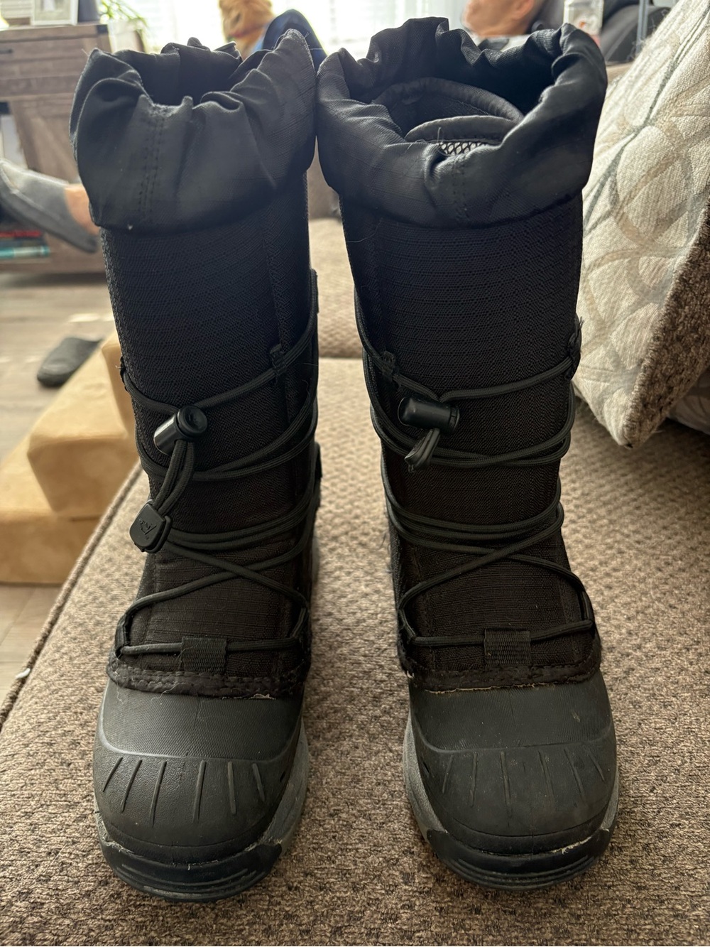 Baffin Black Insulated Winter Boots with Toggle Laces
